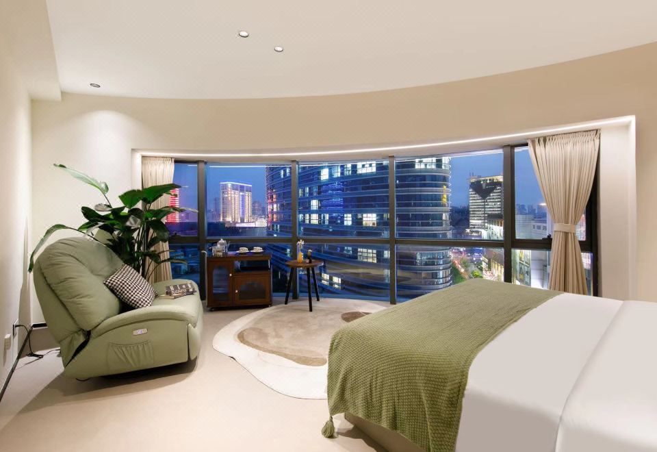  Hotel Overview