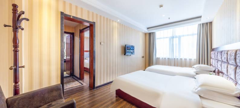 西宁好利商务宾馆(火车站新千王府井店)图片