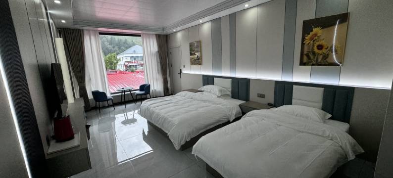 尼勒克和光民宿图片