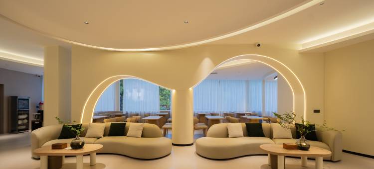 枕畔・山涧云舍|森林吸氧360°悬浮全景美墅(阳朔十里画廊遇龙河店)图片