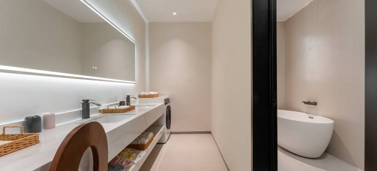 石泉等闲民宿图片