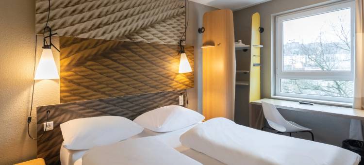 伍珀塔尔市B&B酒店(B&B HOTEL Wuppertal-City)图片