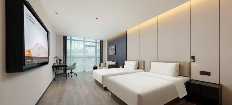 上海静安大融城亚朵酒店图片