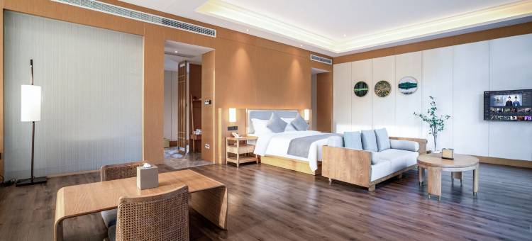 金湖水上森林·港府君澜温泉度假酒店图片