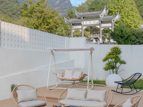 黄山凤还巢南大门民宿