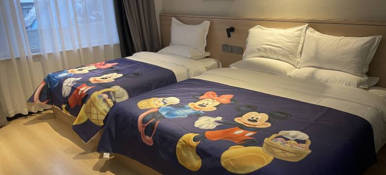 静泊容慢酒店(郑州二七广场丹尼斯大卫城店)图片