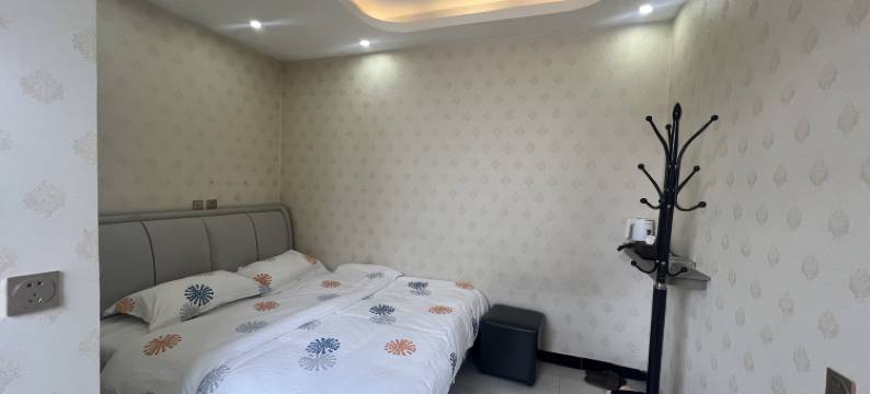 昆明大鹏鸟宾馆图片