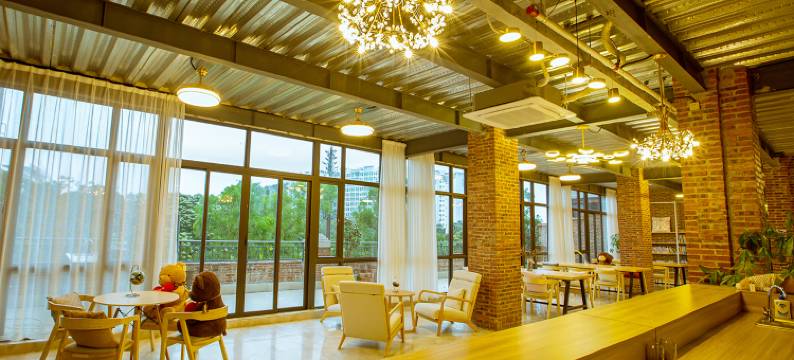 至高书院民宿(岭南师范学院店)图片