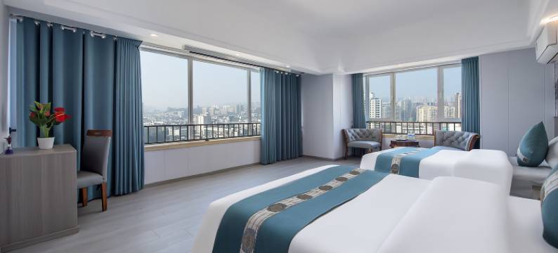 涪江畔酒店(绵阳火车站万达广场店)图片