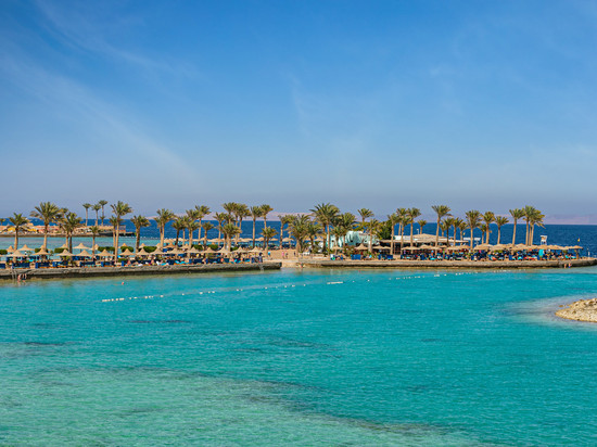 阿拉伯海岸阿祖尔度假酒店