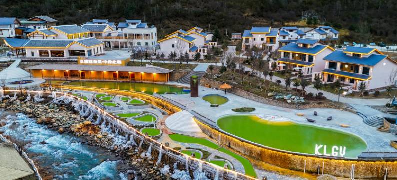 康定雅谷林卡温泉酒店图片