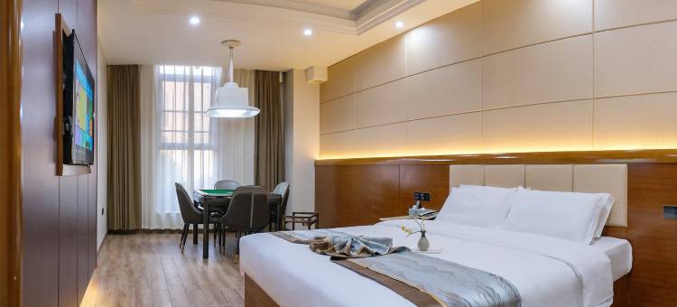 纽宾凯爱优智能酒店(武汉金融港北站地铁站店)图片