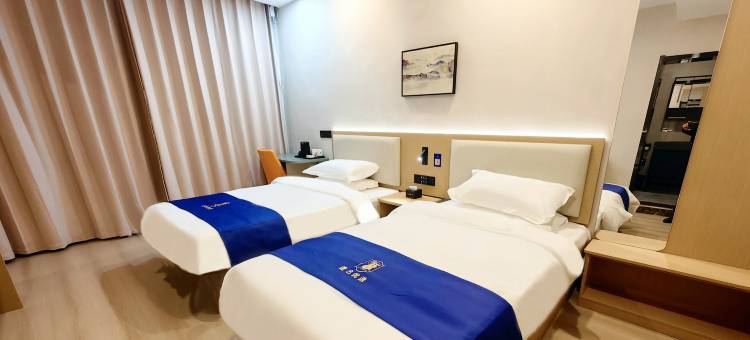 速8优选酒店(高密火车站店)图片