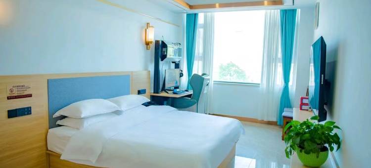 城小蜗电竞酒店(信阳工业城店)图片