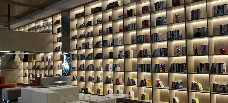 锐格酒店(环翠楼公园店)图片