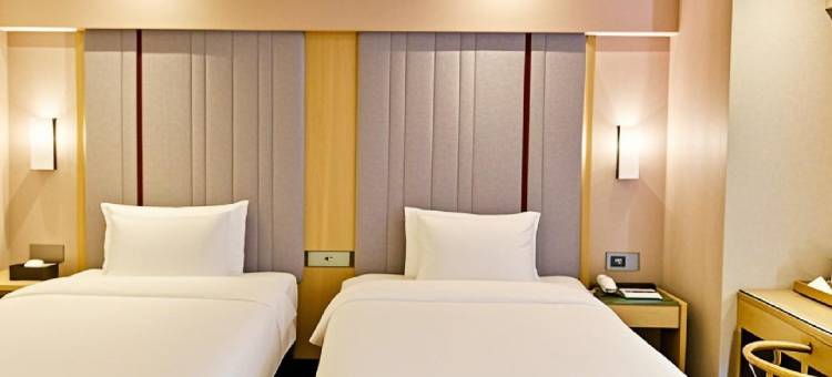 如家UP华驿精选酒店(大连北站华南广场店)图片