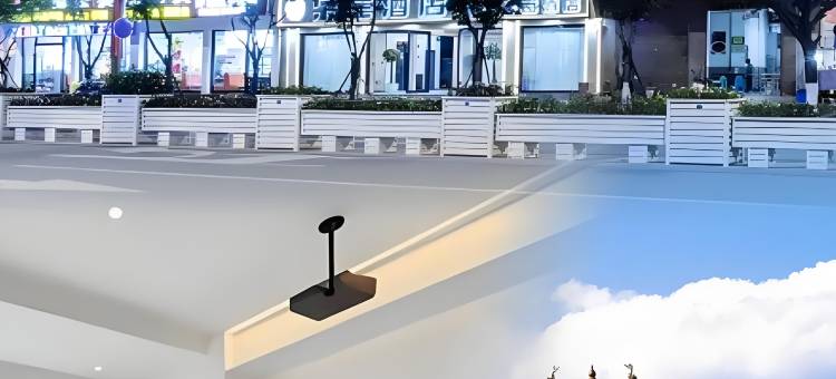 朵兰·智能影音酒店(大理高铁站洱海公园店)图片