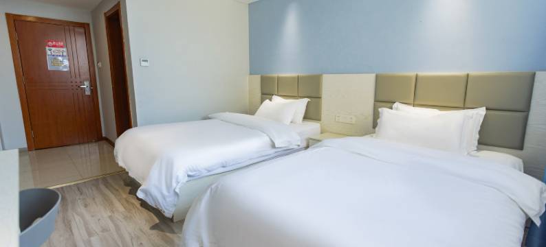 欣悦宾馆(镇江火车站万达广场店)图片