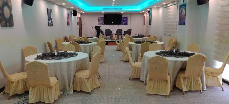 星期天翡翠酒店(Sunday Emerald Hotel)图片