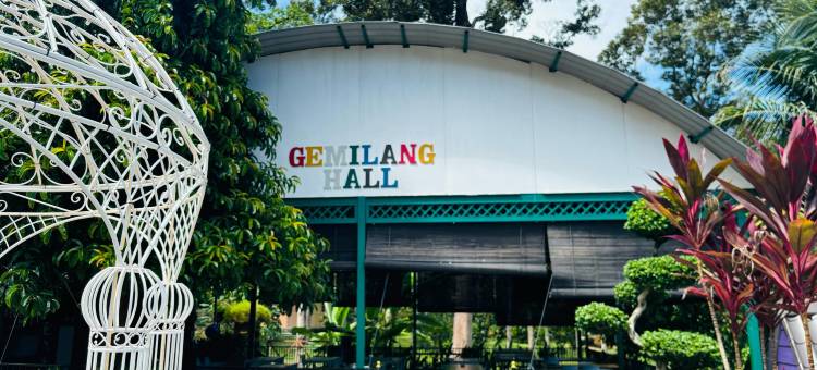 Capital O 91167 格米朗坎迪度假村(Capital O 91167 Gemilang Candi Resort)图片