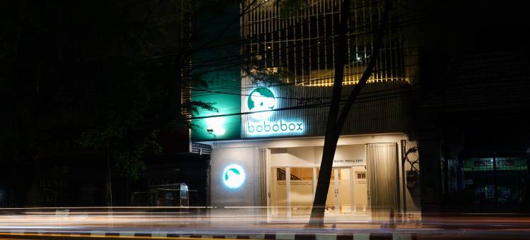 梭罗-博博波德斯拉梅特里亚迪酒店(Bobopod Slamet Riyadi, Solo)图片