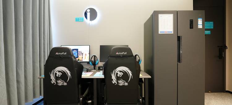 爱电竞酒店(盐城金鹰国际购物中心店)图片