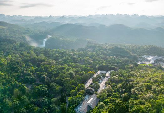 黄果树尧珈·瀑布村酒店外景图