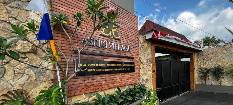 Abriki Village图片