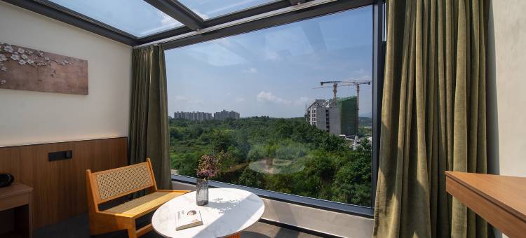 简意酒店(南岳里景区店)图片