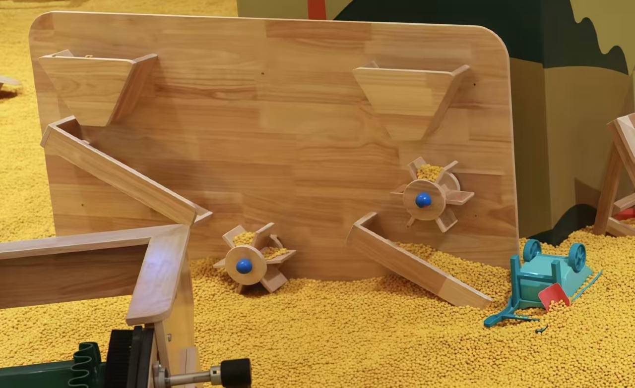 六安曙光铂尊酒店图片