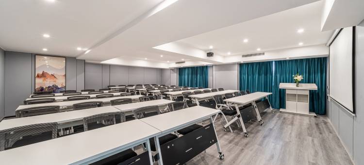 云畔美星Hotel(香洲明珠轻轨站店)图片