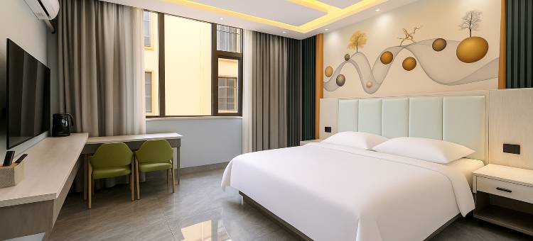 曲靖南郡尚居酒店(金麟湾爱情小镇店)图片