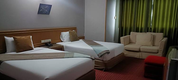 巴吞他尼广场酒店(Pathum Thani Place Hotel)图片