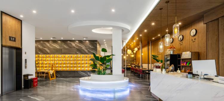 艾德品悦酒店(鹤壁火车站店)图片