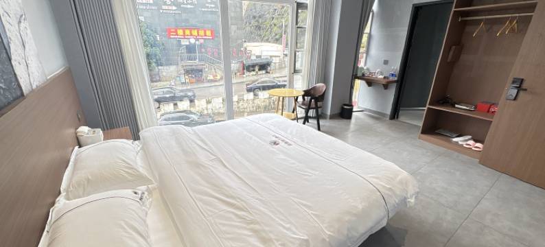 六盘水微露现代酒店图片