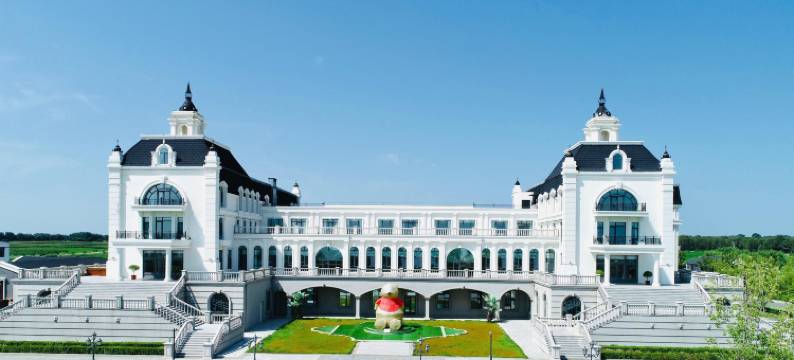 泰来白鹭湖红酒温泉康养度假小镇酒店图片