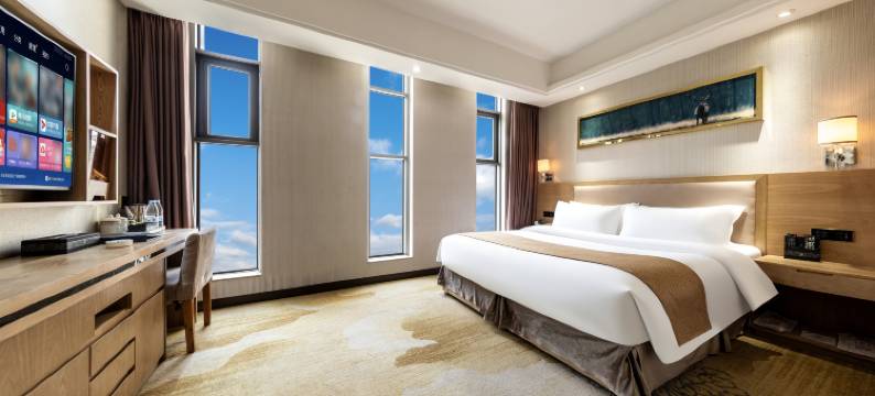 忆通国际大酒店(广元澳源体育中心川北幼专店)图片