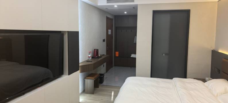 云熙酒店(灵寿县铁路学院店)图片