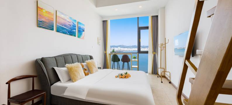 喜筑Heynest民宿(威海站华发新天地店)图片