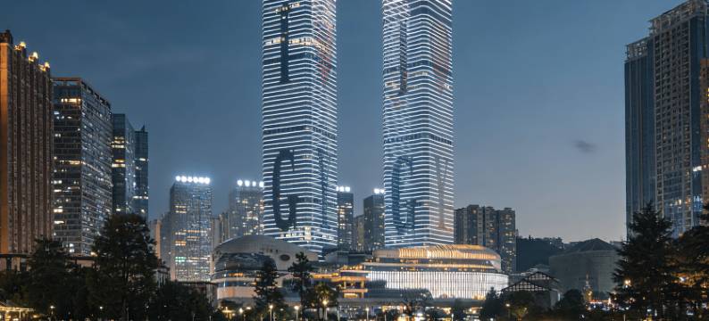 Shimmer·凯宾皇冠高空影音酒店(贵阳花果园购物中心店)图片