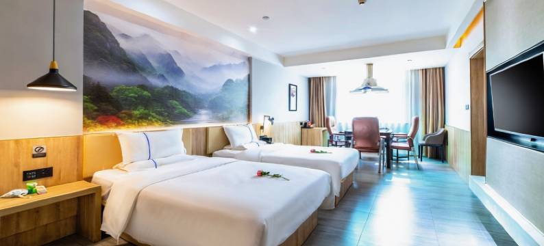 途派雅酒店连锁(华容人民广场店)图片