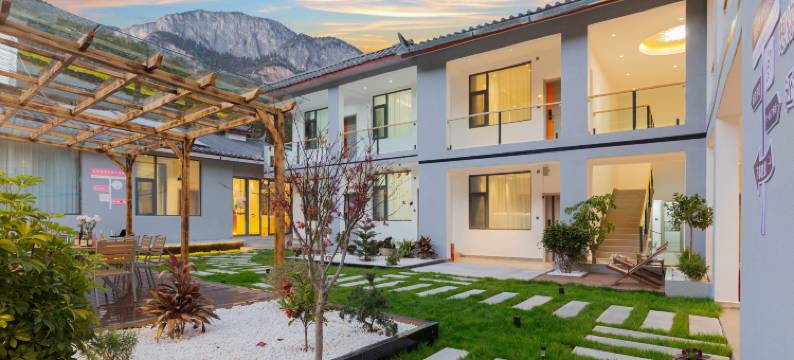 朴居设计师湖景美宿图片