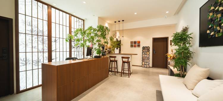 路遇禾庭丨Designer·侘寂原木风民宿(开封万岁山武侠城店)图片