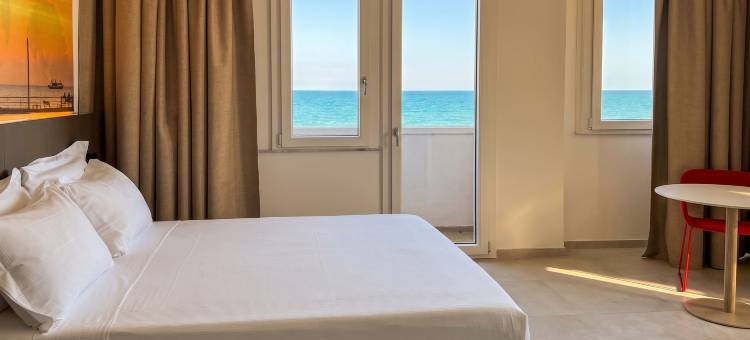 佩萨罗德班斯住宿加早餐旅馆(B&B HOTEL Pesaro Des Bains)图片