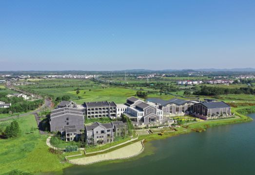 悦境酒店外景图