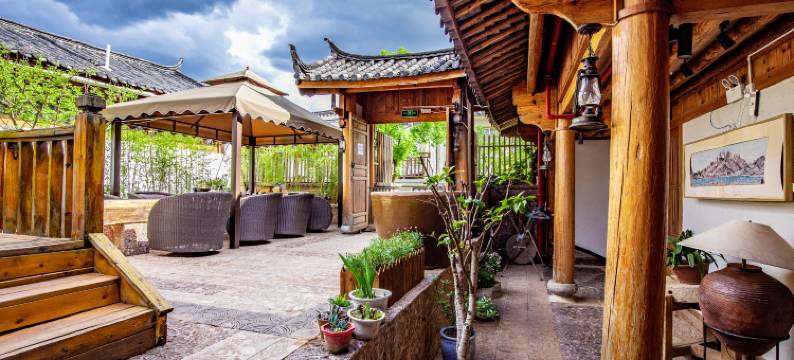 丽江束河塘舍精品客栈图片