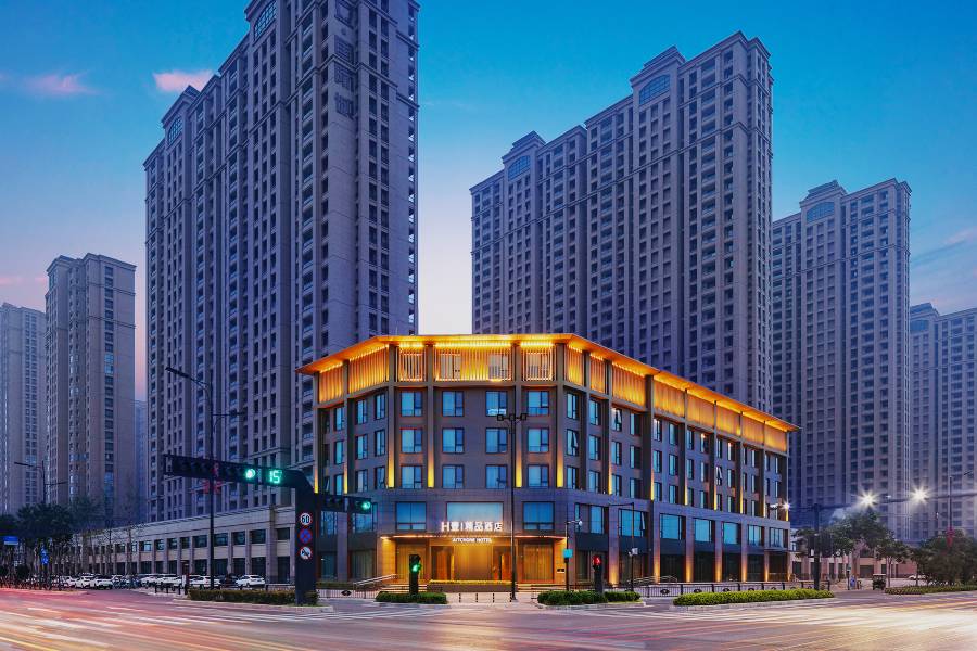 H壹酒店(開封清明上河園萬歲山武俠城店)
