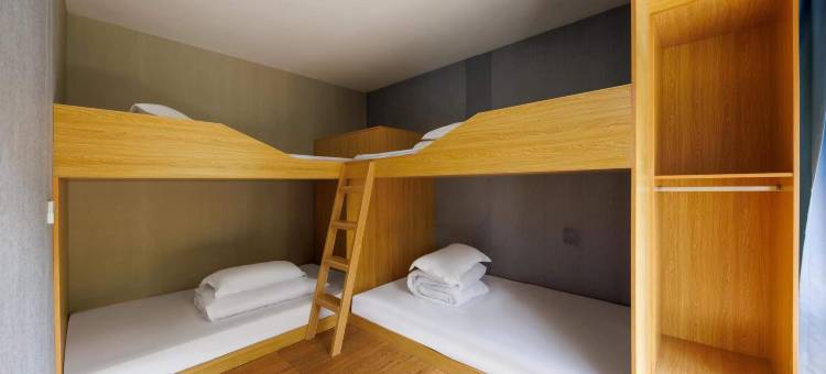 TT电竞酒店(广州白云火车站百信广场店)图片