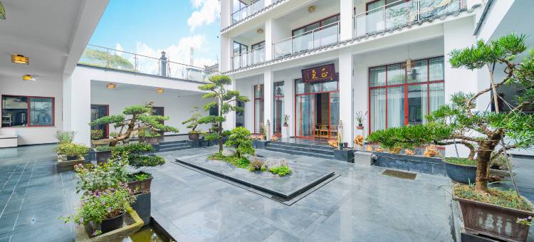成都市郫都区依兰居民宿图片