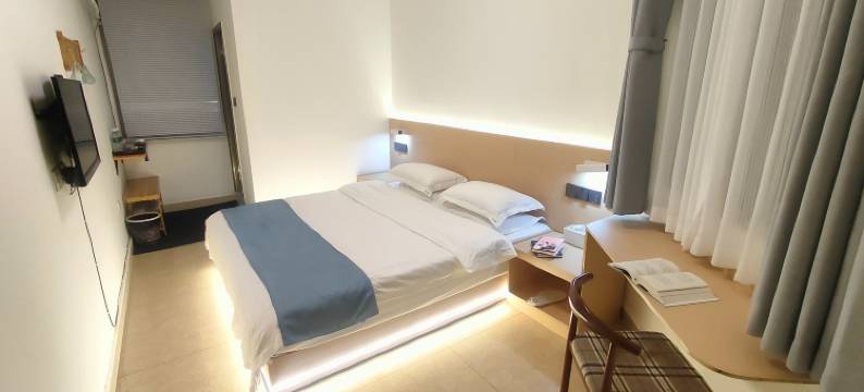 西昌蜗牛客栈(泸山邛海公园店)图片